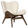 A Conversation Piece Low fauteuil donker eiken, Teddy White